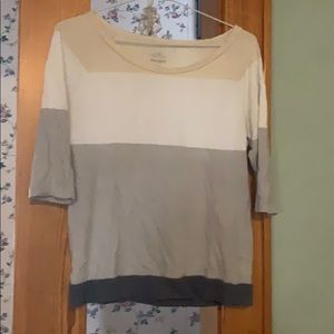 Old navy scope neck shirt